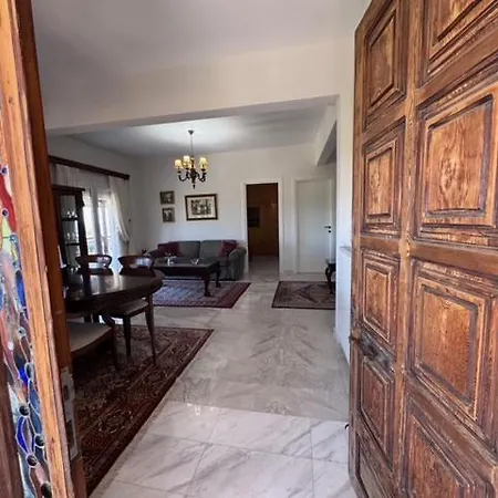 Kyriakos Apartmán Nea Roda